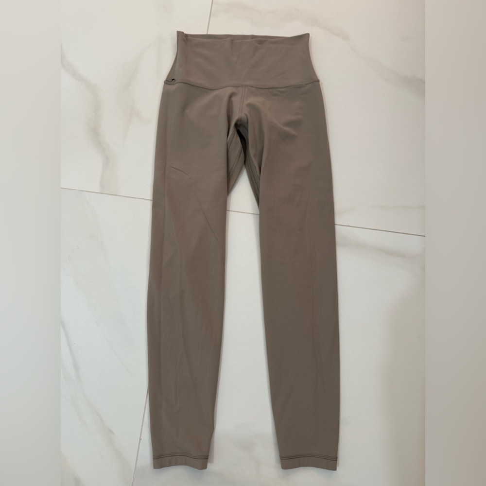 Buttery soft leggings - Aritzia